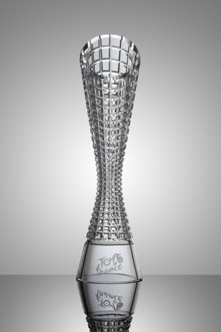 ŠKODA Design crea los trofeos para los ganadores del Tour de Francia por décima vez
