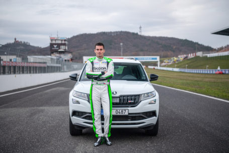 Jan Kopecký, campeón del mundo de rallyes, pone a prueba el nuevo KODIAQ RS
