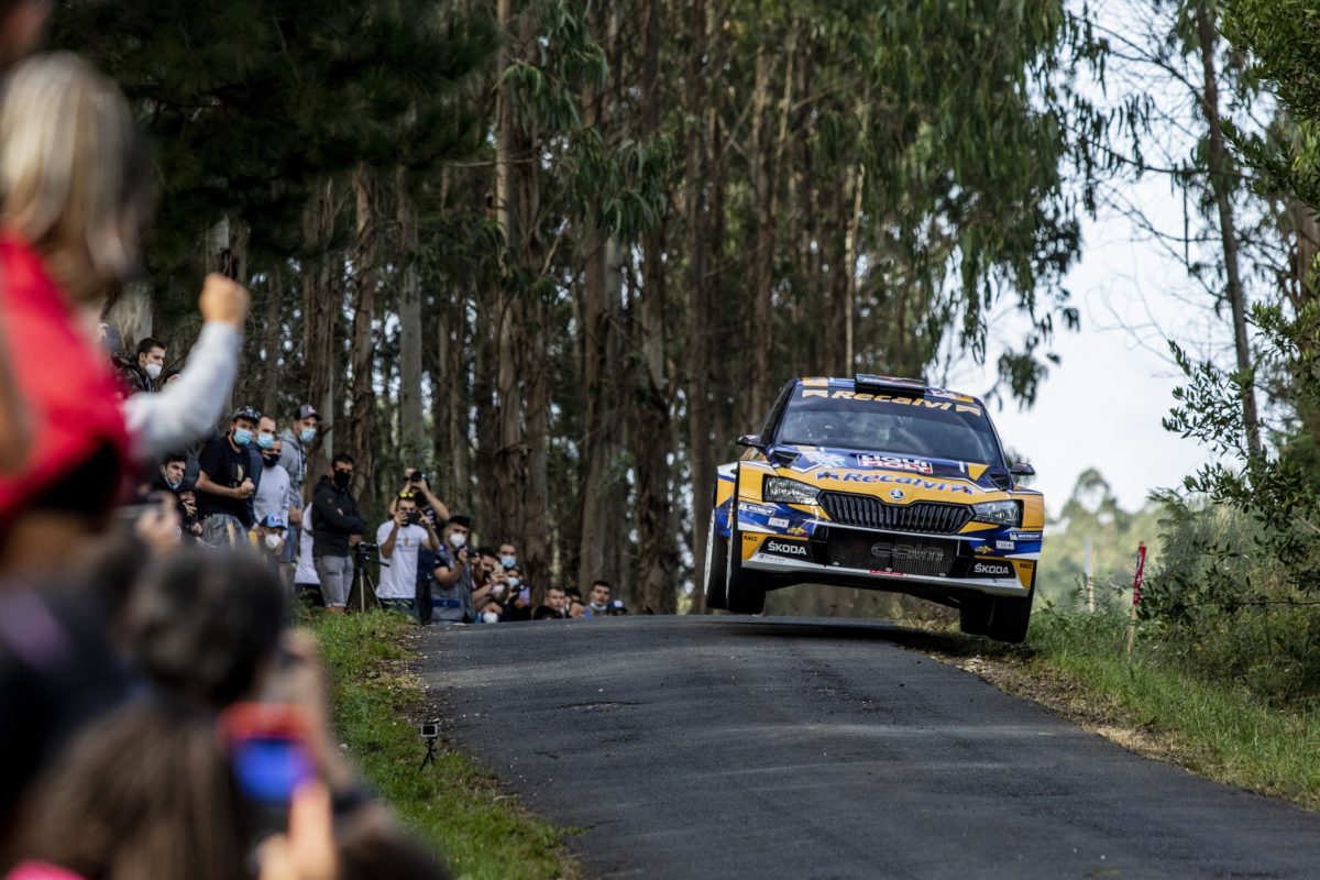 Rally La Nucía: ŠKODA y José Antonio “Cohete” Suárez, en la senda de la victoria