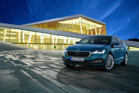 MÁS ESPACIOSO, MÁS CONECTADO, MÁS EMOTIVO: EL NUEVO ŠKODA OCTAVIA