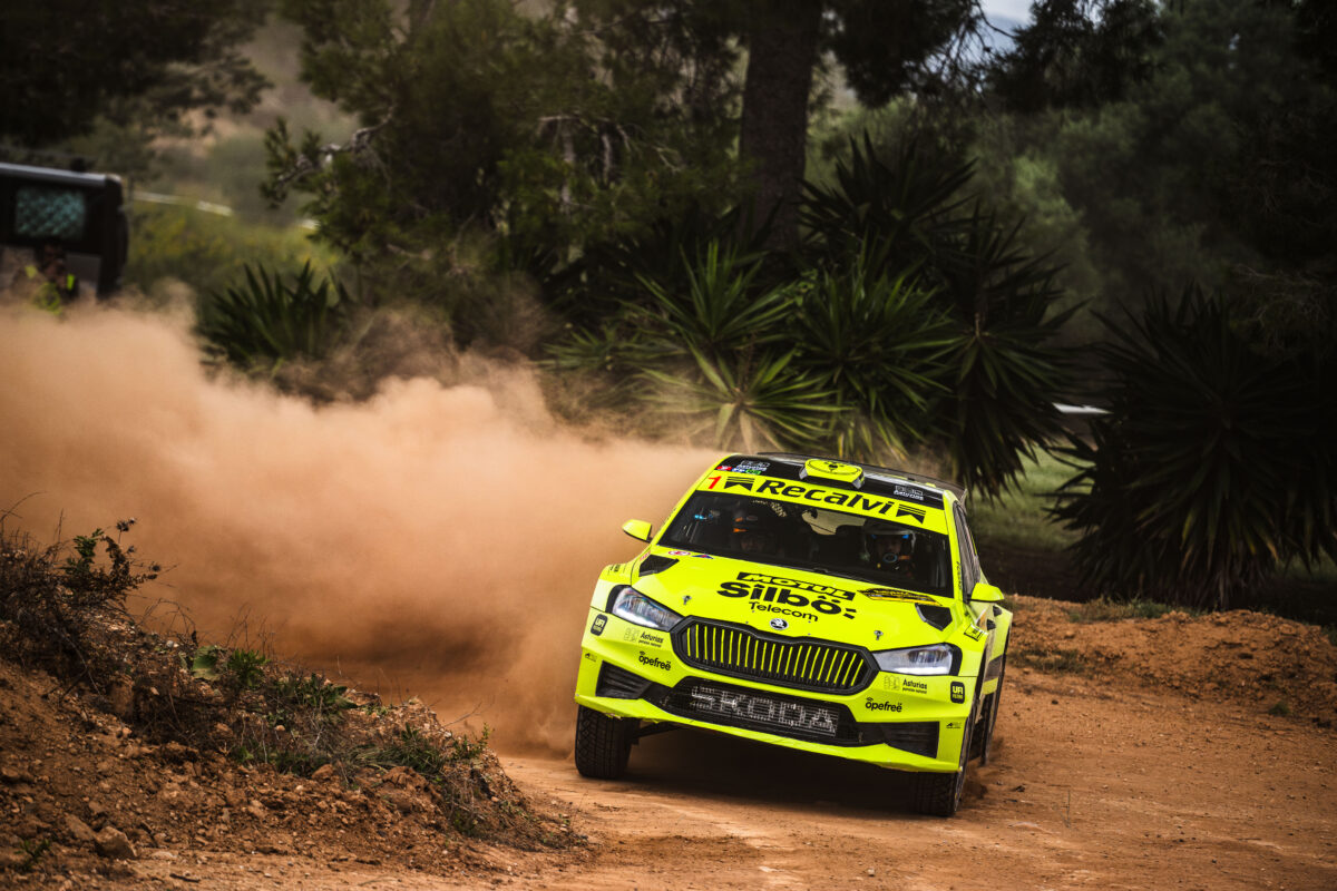 “Cohete” Suárez y Alberto Iglesias se ven forzados al abandono cuando lideraban el Rally RACC-Costa Daurada