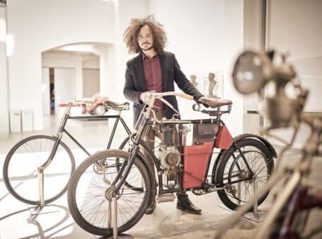 Slavia B as a café racer