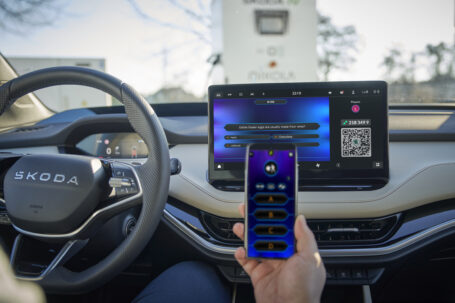 Škoda añade AirConsole, Škoda Play y Spotify al sistema de infoentretenimiento de los vehículos eléctricos