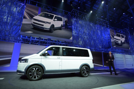 Dr. Eckhard Scholz, Portavoz del Consejo de Administración de Volkswagen Vehículos Comerciales, durante la presentación del Multivan Alltrack