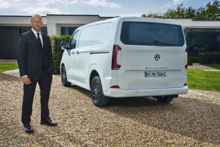 Jason Statham y VW Vehículos Comerciales (3)