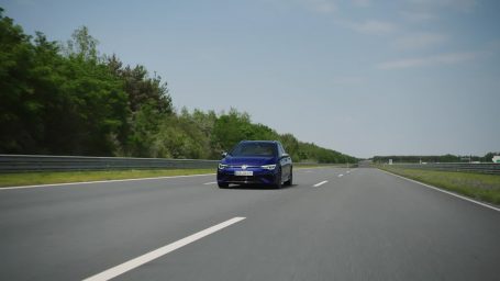 Golf 8 R Variant: imágenes dinámicas